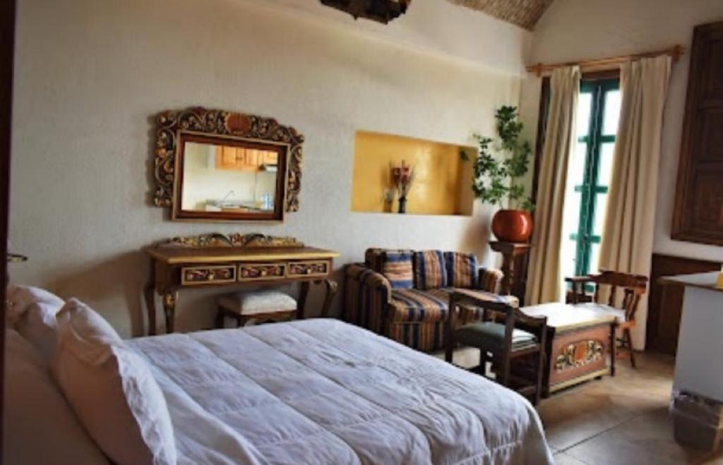 Hotel La Ermita Сан Мигел де Аленде Екстериор снимка