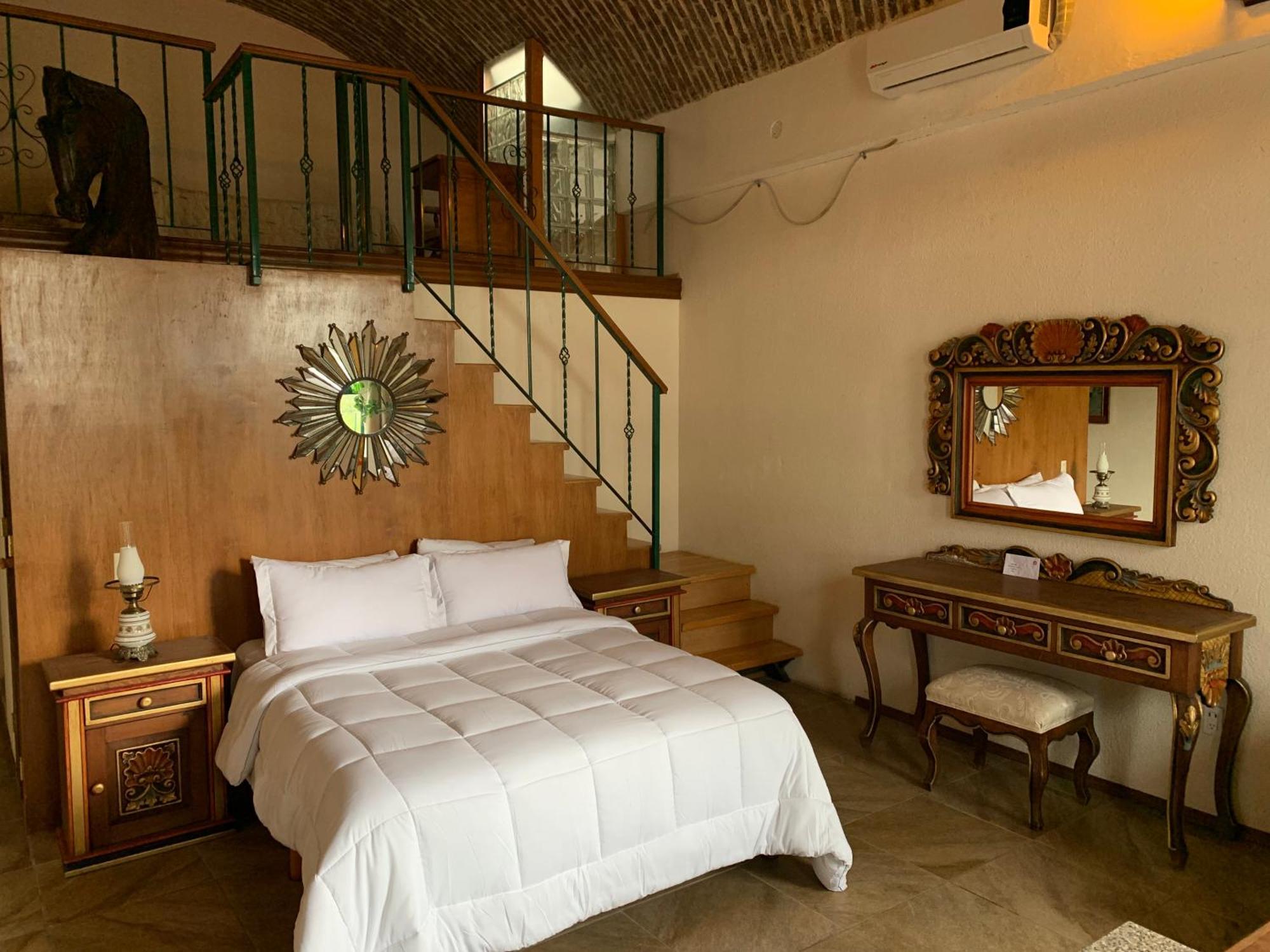 Hotel La Ermita Сан Мигел де Аленде Екстериор снимка