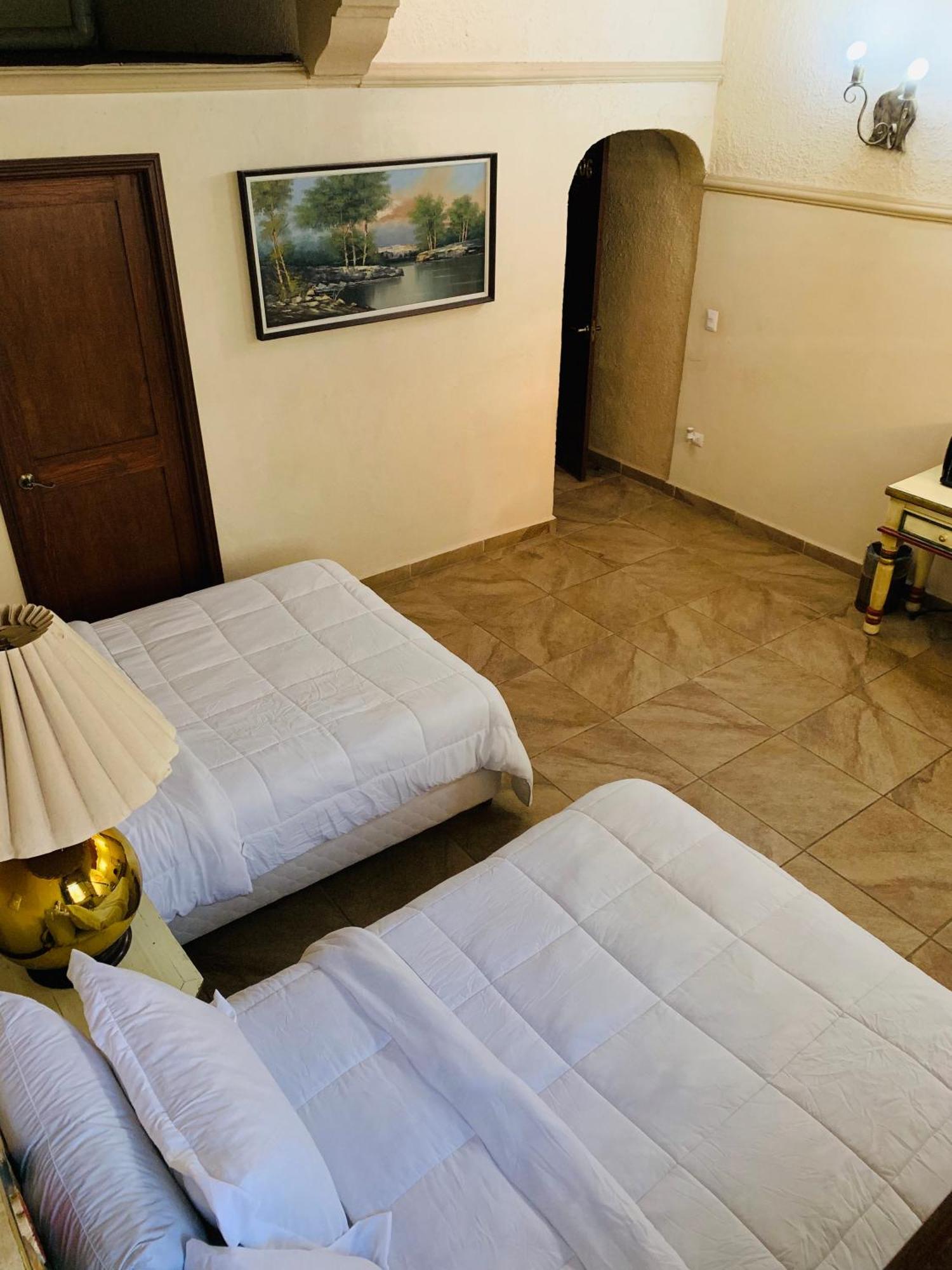 Hotel La Ermita Сан Мигел де Аленде Екстериор снимка