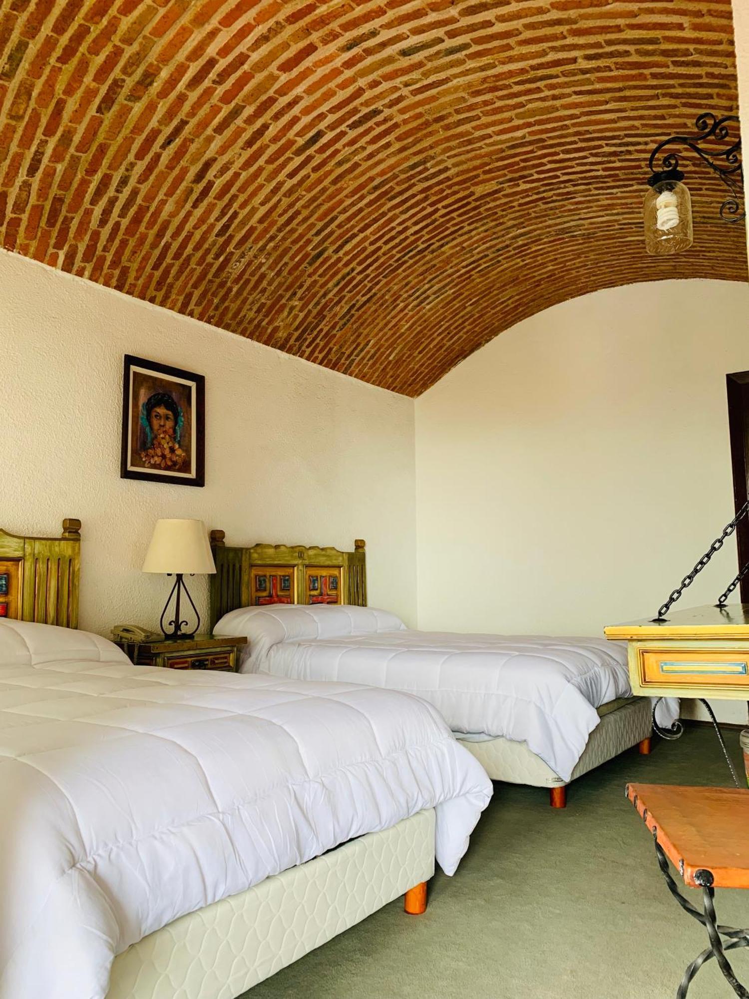 Hotel La Ermita Сан Мигел де Аленде Екстериор снимка